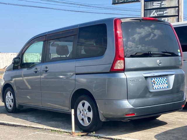 セレナ ２０Ｇ　ナビ　テレビ　バックモニター　コーナーセンサー　ＥＴＣ　両側電動スライドドア　１００Ｖ電源　ＵＳＢ　キーレスエントリー　オートライト（9枚目）