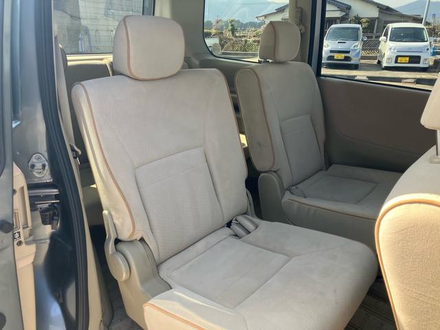 セレナ ２０Ｇ　ナビ　テレビ　バックモニター　コーナーセンサー　ＥＴＣ　両側電動スライドドア　１００Ｖ電源　ＵＳＢ　キーレスエントリー　オートライト（25枚目）