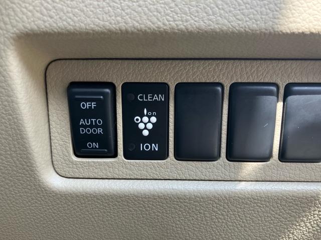 セレナ ２０Ｇ　ナビ　テレビ　バックモニター　コーナーセンサー　ＥＴＣ　両側電動スライドドア　１００Ｖ電源　ＵＳＢ　キーレスエントリー　オートライト（44枚目）