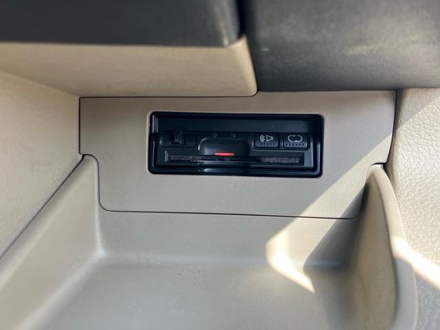 セレナ ２０Ｇ　ナビ　テレビ　バックモニター　コーナーセンサー　ＥＴＣ　両側電動スライドドア　１００Ｖ電源　ＵＳＢ　キーレスエントリー　オートライト（47枚目）