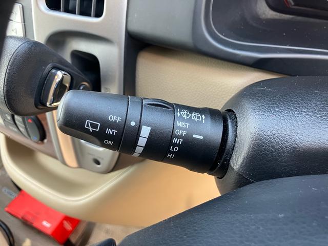 セレナ ２０Ｇ　ナビ　テレビ　バックモニター　コーナーセンサー　ＥＴＣ　両側電動スライドドア　１００Ｖ電源　ＵＳＢ　キーレスエントリー　オートライト（51枚目）