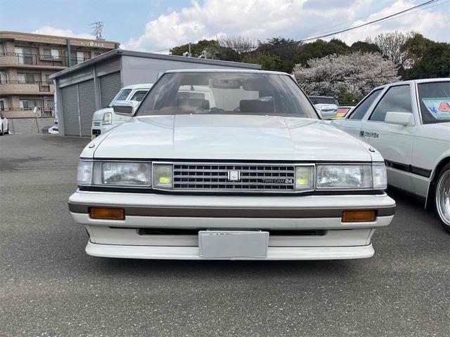 マークII 　グランデリミテッド　ツインカム２４　車高調　ナニワステンタコ足　オーバーフェンダー車幅公認　デジパネ　１４インチアルミホイール　５速ＭＴ　パワーシート（13枚目）