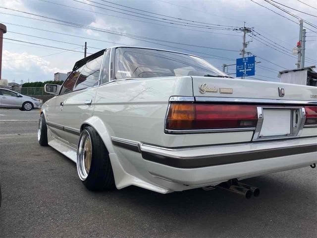 マークII 　グランデリミテッド　ツインカム２４　車高調　ナニワステンタコ足　オーバーフェンダー車幅公認　デジパネ　１４インチアルミホイール　５速ＭＴ　パワーシート（27枚目）