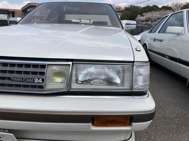 マークII 　グランデリミテッド　ツインカム２４　車高調　ナニワステンタコ足　オーバーフェンダー車幅公認　デジパネ　１４インチアルミホイール　５速ＭＴ　パワーシート（35枚目）