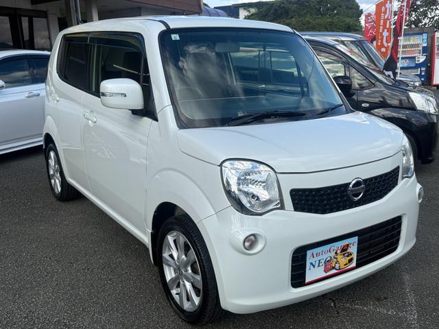 モコ Ｘ　ポリマーコート　内装クリーニング済み　禁煙車　プッシュスタート　社外ＳＤナビ　フルセグＴＶ　ＤＶＤ再生可　Ｂｌｕｅｔｏｏｔｈオーディオ　エンジンオイル　オイルエレメント　ブレーキフルード交換整備済み（4枚目）