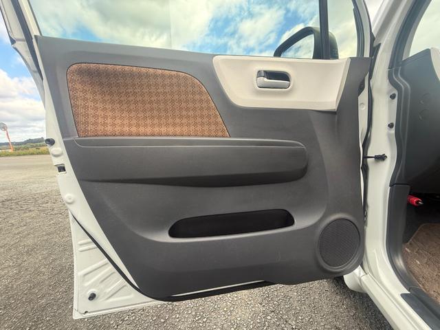 モコ Ｘ　ポリマーコート　内装クリーニング済み　禁煙車　プッシュスタート　社外ＳＤナビ　フルセグＴＶ　ＤＶＤ再生可　Ｂｌｕｅｔｏｏｔｈオーディオ　エンジンオイル　オイルエレメント　ブレーキフルード交換整備済み（35枚目）