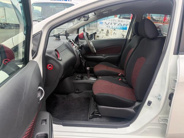 ノート ニスモ　ポリマーコート　内装クリーニング済み　社外ＬＥＤヘッドライト　純正ＳＤナビ　フルセグＴＶ　ＤＶＤ再生可　Ｂｌｕｅｔｏｏｔｈオーディオ　ＥＴＣ　バックカメラ　エンジンオイル　オイルエレメント交換整備済（16枚目）