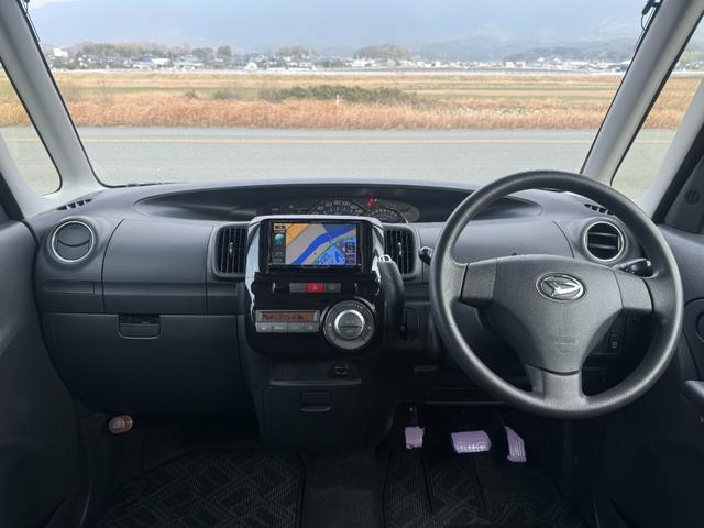 タント Ｇスペシャル　ポリマーコート内装クリーニング済　片側パワースライドドア　スマートキー　ＳＤナビ　フルセグＴＶ　ＤＶＤ再生　Ｂｌｕｅｔｏｏｔｈ　新品タイヤ　エンジンオイル　オイルエレメント　ブレーキフルード交換整備済（3枚目）