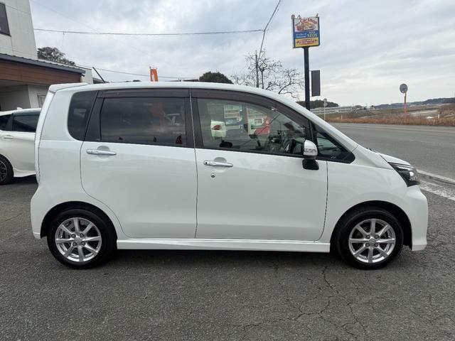 ムーヴ カスタム　Ｘリミテッド　ＳＡ　ポリマーコート　内装クリーニング済み　禁煙車　プッシュスタート　純正ナビ　ワンセグＴＶ　ＣＤ　バックカメラ　ＬＥＤヘッドライト　エンジンオイル　オイルエレメント　ブレーキフルード交換整備済み（4枚目）