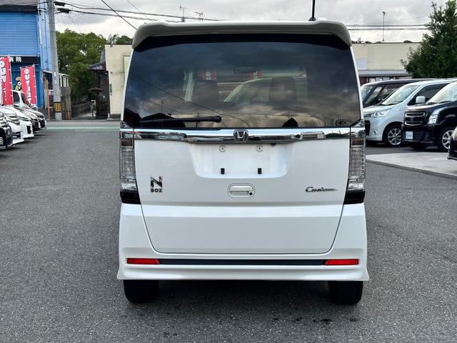 Ｎ－ＢＯＸカスタム Ｇ　ＳＳパッケージ　両側パワースライドドア　ＳＤナビ　フルセグ　Ｂｌｕｅｔｏｏｔｈ　ＤＶＤ再生　ＣＤ　バックカメラ　ＥＴＣ　ＨＩＤヘッドライト　フォグ　社外１５インチアルミ　電動格納ミラー　ベンチシート（9枚目）