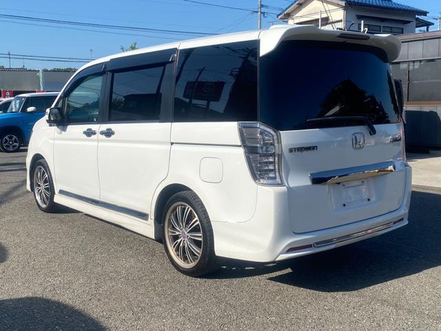 ステップワゴンスパーダ Z クールスピリット 両側パワースライドドア 9インチナビ フルセグ バックカメラ フリップダウンモニター 社外18インチアルミ HIDヘッドライト LEDフォグ スマートキー(8枚目)