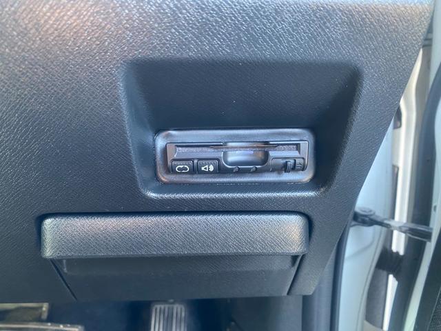 ステップワゴンスパーダ Z クールスピリット 両側パワースライドドア 9インチナビ フルセグ バックカメラ フリップダウンモニター 社外18インチアルミ HIDヘッドライト LEDフォグ スマートキー(28枚目)