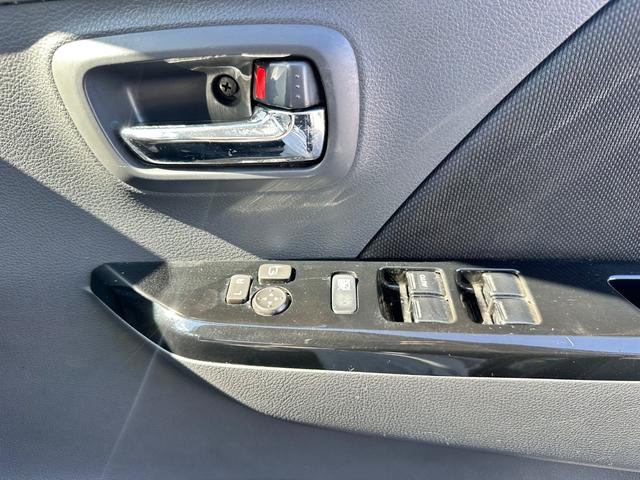 ワゴンＲスティングレー Ｘ　ＳＤナビ　フルセグ　ＤＶＤ再生　ＣＤ　シートヒーター　ＨＩＤヘッドライト　フォグ　セーフティーサポートブレーキ　スマートキー　プッシュスタート　純正アルミ　ベンチシート（25枚目）