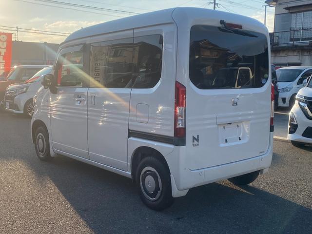 N-VAN+スタイル ファン・ターボホンダセンシング 8インチナビ/フルセグ/DVD再生/バックモニター/ETC/プッシュスタート/スマートキー/アイドリングストップ/両側スライドドア/LEDヘッドライト/フロントフォグランプ(8枚目)