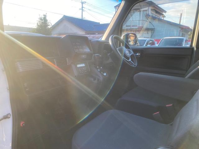 N-VAN+スタイル ファン・ターボホンダセンシング 8インチナビ/フルセグ/DVD再生/バックモニター/ETC/プッシュスタート/スマートキー/アイドリングストップ/両側スライドドア/LEDヘッドライト/フロントフォグランプ(13枚目)