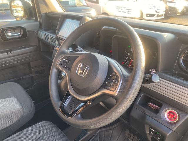 N-VAN+スタイル ファン・ターボホンダセンシング 8インチナビ/フルセグ/DVD再生/バックモニター/ETC/プッシュスタート/スマートキー/アイドリングストップ/両側スライドドア/LEDヘッドライト/フロントフォグランプ(18枚目)