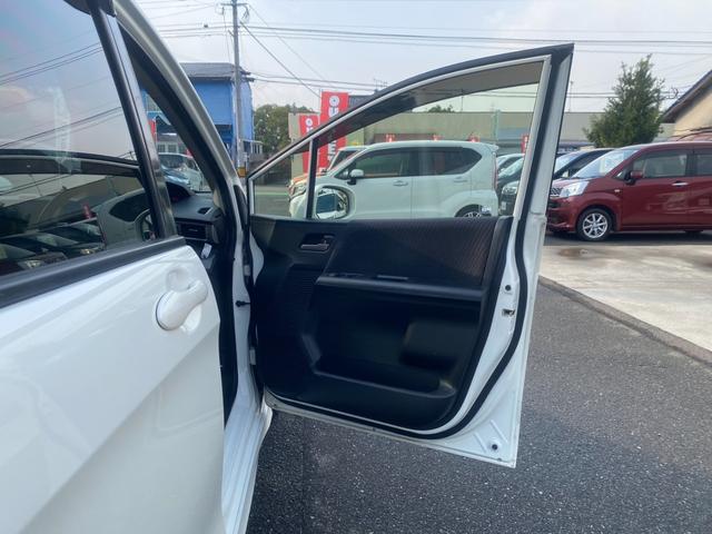 フリードハイブリッド ジャストセレクション パワースライドドア SDナビ フルセグ Bluetooth DVD再生 CD スマートキー HIDヘッドライト 社外15インチアルミ(36枚目)