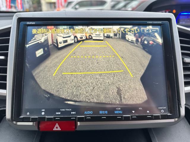 フリードハイブリッド ジャストセレクション　９インチナビ　フルセグ　ＤＶＤ　ＣＤ　バックカメラ　パワースライドドア　社外１５インチアルミ　ＨＩＤヘッドライト　スマートキー　ドラレコ　ＥＴＣ（21枚目）