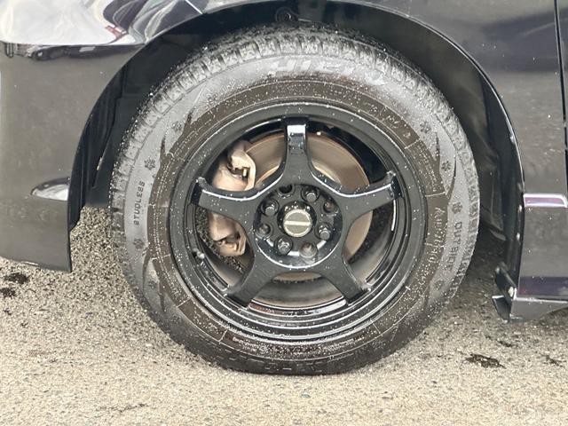 フリードハイブリッド ジャストセレクション　９インチナビ　フルセグ　ＤＶＤ　ＣＤ　バックカメラ　パワースライドドア　社外１５インチアルミ　ＨＩＤヘッドライト　スマートキー　ドラレコ　ＥＴＣ（38枚目）