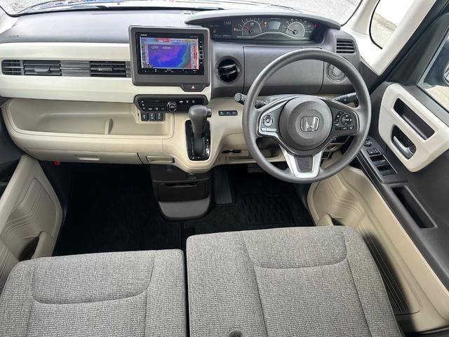 Ｎ－ＢＯＸ Ｇ・Ｌホンダセンシング　パワースライドドア　ＳＤナビ　フルセグ　Ｂｌｕｅｔｏｏｔｈ　ＤＶＤ再生　ＣＤ　バックカメラ　ＥＴＣ　ＬＥＤヘッドライト　クルーズコントロール　プッシュスタート　スマートキー（11枚目）