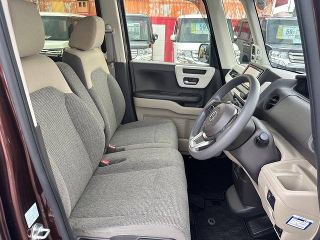 Ｎ－ＢＯＸ Ｇ・Ｌホンダセンシング　パワースライドドア　ＳＤナビ　フルセグ　Ｂｌｕｅｔｏｏｔｈ　ＤＶＤ再生　ＣＤ　バックカメラ　ＥＴＣ　ＬＥＤヘッドライト　クルーズコントロール　プッシュスタート　スマートキー（12枚目）