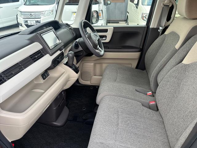 Ｎ－ＢＯＸ Ｇ・Ｌホンダセンシング　パワースライドドア　ＳＤナビ　フルセグ　Ｂｌｕｅｔｏｏｔｈ　ＤＶＤ再生　ＣＤ　バックカメラ　ＥＴＣ　ＬＥＤヘッドライト　クルーズコントロール　プッシュスタート　スマートキー（13枚目）