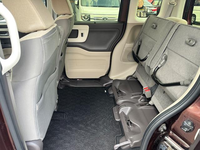 Ｎ－ＢＯＸ Ｇ・Ｌホンダセンシング　パワースライドドア　ＳＤナビ　フルセグ　Ｂｌｕｅｔｏｏｔｈ　ＤＶＤ再生　ＣＤ　バックカメラ　ＥＴＣ　ＬＥＤヘッドライト　クルーズコントロール　プッシュスタート　スマートキー（16枚目）