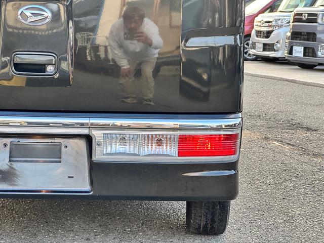 アトレーワゴン カスタムターボRS SDナビ フルセグ DVD再生 Bluetooth CD バックカメラ 前後ドラレコ HIDヘッドライト フォグ ベンチシート 純正アルミ キーレス(31枚目)