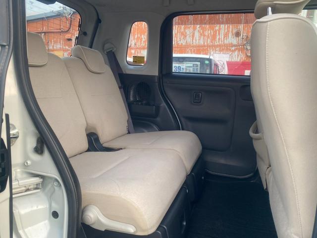 ムーヴキャンバス Ｇメイクアップ　ＳＡＩＩ　８インチ純正ナビ／フルセグ／ＤＶＤ再生／Ｂｌｕｅｔｏｏｔｈ／全方位モニター／両側電動スライドドア／ＬＥＤヘッドライト／フロントフォグランプ／プッシュスタート／アイドリングストップ／スマートキー（15枚目）