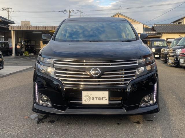 エルグランド ２５０ハイウェイスターアーバンクロム　サンルーフ／全方位カメラ／純正ナビ／フルセグ／ＤＶＤ再生／フリップダウンモニター／両側電動スライドドア／レザー調シートカバー／プッシュスタート／スマートキー／ＨＩＤヘッドライト／フロントフォグランプ（2枚目）