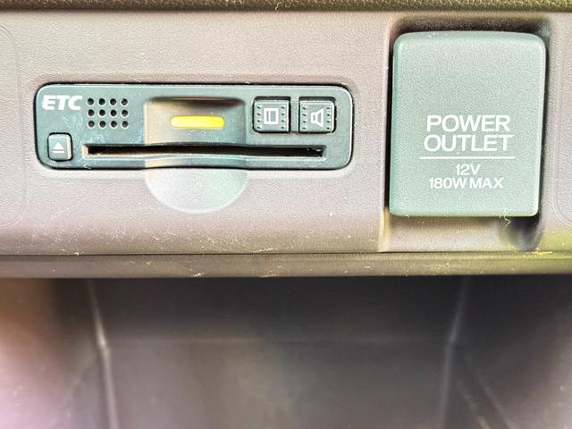 Ｎ－ＯＮＥ プレミアム　ナビ／フルセグ／ＤＶＤ再生／Ｂｌｕｅｔｏｏｔｈ／バックモニター／ＥＴＣ／プッシュスタート／スマートキー／オートライト／ＨＩＤヘッドライト／フロントフォグランプ／純正ＡＷ／盗難防止装置（24枚目）