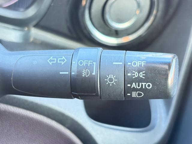 Ｎ－ＯＮＥ プレミアム　ナビ／フルセグ／ＤＶＤ再生／Ｂｌｕｅｔｏｏｔｈ／バックモニター／ＥＴＣ／プッシュスタート／スマートキー／オートライト／ＨＩＤヘッドライト／フロントフォグランプ／純正ＡＷ／盗難防止装置（29枚目）