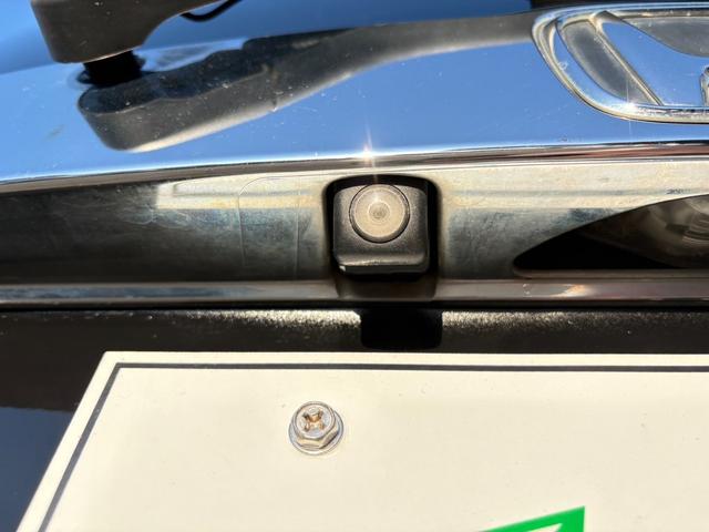 Ｎ－ＯＮＥ プレミアム　ナビ／フルセグ／ＤＶＤ再生／Ｂｌｕｅｔｏｏｔｈ／バックモニター／ＥＴＣ／プッシュスタート／スマートキー／オートライト／ＨＩＤヘッドライト／フロントフォグランプ／純正ＡＷ／盗難防止装置（36枚目）