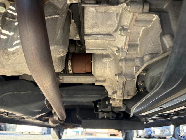 Ｎ－ＯＮＥ プレミアム　ナビ／フルセグ／ＤＶＤ再生／Ｂｌｕｅｔｏｏｔｈ／バックモニター／ＥＴＣ／プッシュスタート／スマートキー／オートライト／ＨＩＤヘッドライト／フロントフォグランプ／純正ＡＷ／盗難防止装置（50枚目）