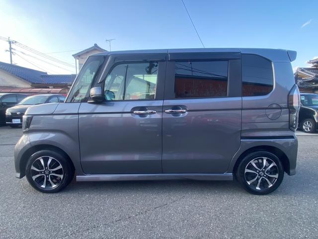 Ｎ－ＢＯＸカスタム Ｇ・Ｌホンダセンシング　ナビ／フルセグ／Ｂｌｕｅｔｏｏｔｈ／ＤＶＤ再生／ＥＴＣ／両側スライドドア片側電動／プッシュスタート／スマートキー／オートライト／ＬＥＤヘッドライト／フロントフォグランプ／純正ＡＷ／衝突被害軽減システム（6枚目）