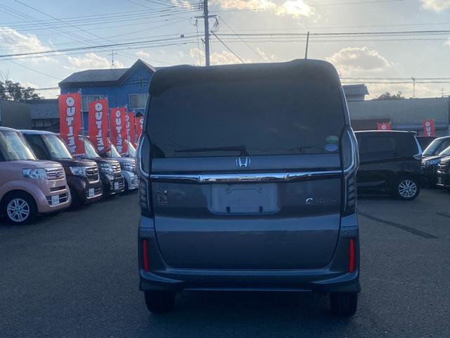 Ｎ－ＢＯＸカスタム Ｇ・Ｌホンダセンシング　ナビ／フルセグ／Ｂｌｕｅｔｏｏｔｈ／ＤＶＤ再生／ＥＴＣ／両側スライドドア片側電動／プッシュスタート／スマートキー／オートライト／ＬＥＤヘッドライト／フロントフォグランプ／純正ＡＷ／衝突被害軽減システム（9枚目）