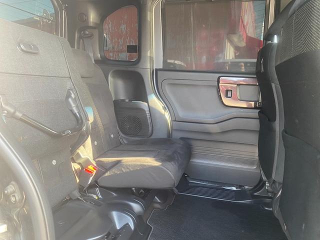 Ｎ－ＢＯＸカスタム Ｇ・Ｌホンダセンシング　ナビ／フルセグ／Ｂｌｕｅｔｏｏｔｈ／ＤＶＤ再生／ＥＴＣ／両側スライドドア片側電動／プッシュスタート／スマートキー／オートライト／ＬＥＤヘッドライト／フロントフォグランプ／純正ＡＷ／衝突被害軽減システム（19枚目）