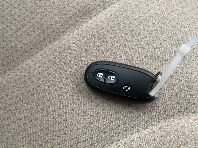 スペーシア Ｘ　ナビ・フルセグ・Ｂｌｕｅｔｏｏｔｈ・ＤＶＤ再生・バックモニター・スマートキー・プッシュスタート・両側スライドドア片側電動・シートヒーター・オートライト・ＬＥＤヘッドライト・盗難防止装置（32枚目）