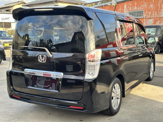 ステップワゴンスパーダ Ｚ　両側パワースライドドア　ＳＤナビ　フルセグ　ＣＤ　フリップダウンモニター　ＥＴＣ　バックカメラ　純正アルミ　ＨＩＤヘッドライト　フォグ（10枚目）