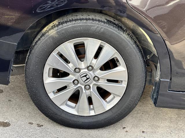 ステップワゴンスパーダ Ｚ　両側パワースライドドア　ＳＤナビ　フルセグ　ＣＤ　フリップダウンモニター　ＥＴＣ　バックカメラ　純正アルミ　ＨＩＤヘッドライト　フォグ（32枚目）