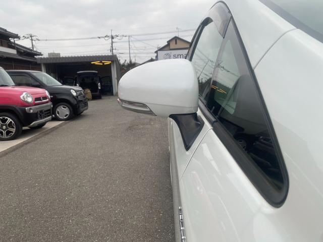 プリウス Ｓ　サンルーフ／純正ナビ／ワンセグ／ＤＶＤ再生／バックモニター／レザー調シートカバー／プッシュスタート／アイドリングストップ／スマートキー／社外１９インチＡＷ／盗難防止装置（41枚目）