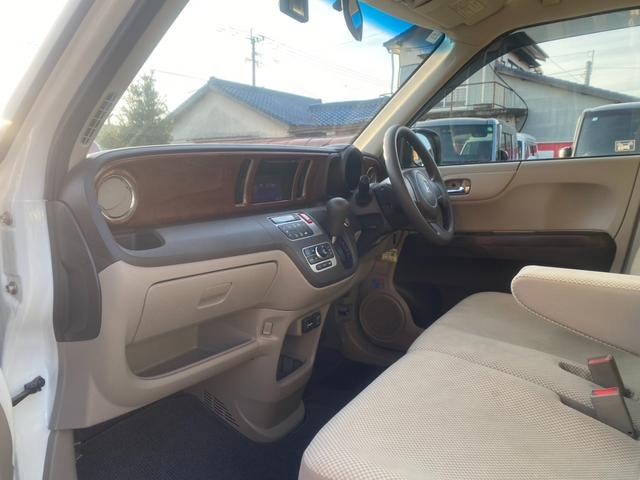 Ｎ－ＯＮＥ Ｇ・Ｌパッケージ　純正ディスプレイオーディオ／ＣＤ／バックモニター／プッシュスタート／ＥＴＣ／前後ドラレコ／スマートキー／ＨＩＤヘッドライト／社外１４インチＡＷ／横滑り防止／盗難防止（13枚目）