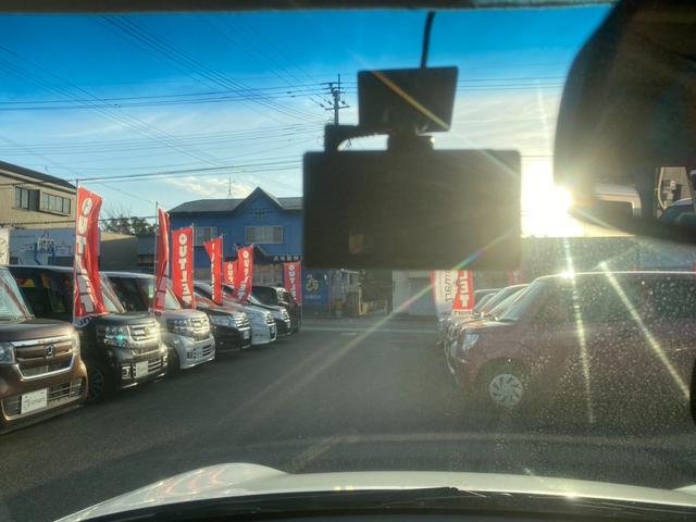 Ｎ－ＯＮＥ Ｇ・Ｌパッケージ　純正ディスプレイオーディオ／ＣＤ／バックモニター／プッシュスタート／ＥＴＣ／前後ドラレコ／スマートキー／ＨＩＤヘッドライト／社外１４インチＡＷ／横滑り防止／盗難防止（31枚目）