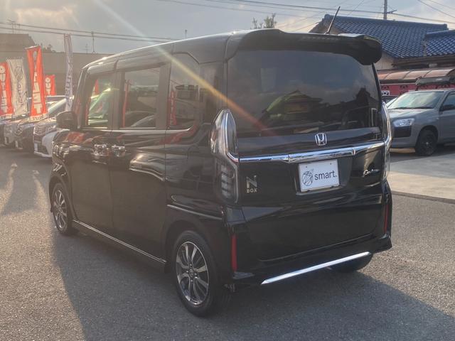 Ｎ－ＢＯＸカスタム Ｌ　８インチ純正ナビ／フルセグ／Ｂｌｕｅｔｏｏｔｈ／バックモニター／ＤＶＤ再生／前後ドラレコ／ＥＴＣ／プッシュスタート／アイドリングストップ／シートヒーター／ＬＥＤヘッドライト／フォグランプ／（8枚目）