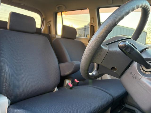 ワゴンＲ ＦＸリミテッド　ナビ／ワンセグ／ＤＶＤ再生／ＥＴＣ／プッシュスタート／キーレス／ＡＢＳ／盗難防止装置（13枚目）