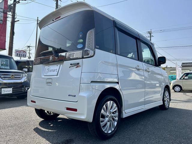 スペーシアカスタムＺ ベースグレード　パワースライドドア　スライドドアクローザー　衝突軽減　純正ナビ　フルセグ　ＤＶＤ再生　Ｂｌｕｅｔｏｏｔｈ対応　ＥＴＣ　ドラレコ　ＨＩＤヘッドライト　フォグ　シートヒーター　オートライト　セキュリティ（9枚目）