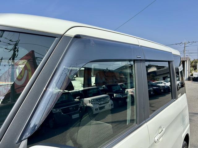 スペーシアカスタムＺ ベースグレード　パワースライドドア　スライドドアクローザー　衝突軽減　純正ナビ　フルセグ　ＤＶＤ再生　Ｂｌｕｅｔｏｏｔｈ対応　ＥＴＣ　ドラレコ　ＨＩＤヘッドライト　フォグ　シートヒーター　オートライト　セキュリティ（31枚目）