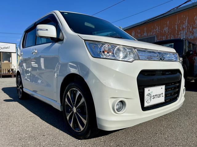 ワゴンＲスティングレー Ｔ　ＨＩＤヘッドライト　フォグ　アイドリングストップ　ウインカーミラー　電動ミラー　純正１５インチアルミホイール　プッシュスタート　スマートキー　プライバシーガラス　セキュリティアラーム　サイドバイザー（5枚目）