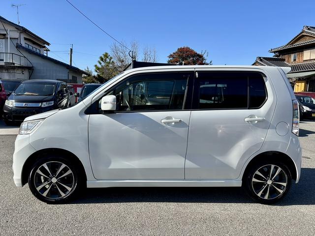 ワゴンＲスティングレー Ｔ　ＨＩＤヘッドライト　フォグ　アイドリングストップ　ウインカーミラー　電動ミラー　純正１５インチアルミホイール　プッシュスタート　スマートキー　プライバシーガラス　セキュリティアラーム　サイドバイザー（6枚目）