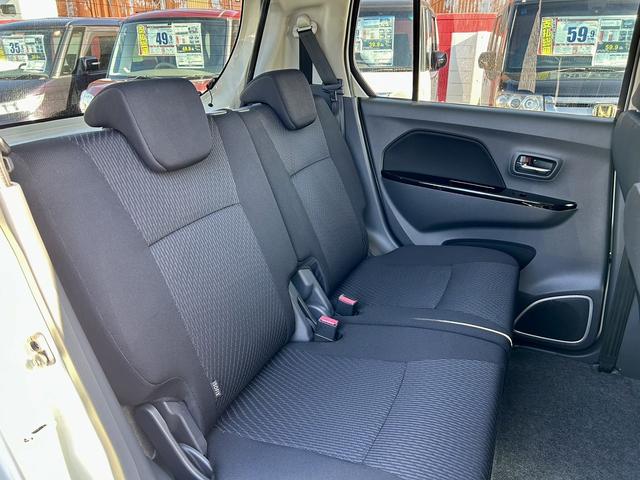 ワゴンＲスティングレー Ｔ　ＨＩＤヘッドライト　フォグ　アイドリングストップ　ウインカーミラー　電動ミラー　純正１５インチアルミホイール　プッシュスタート　スマートキー　プライバシーガラス　セキュリティアラーム　サイドバイザー（14枚目）